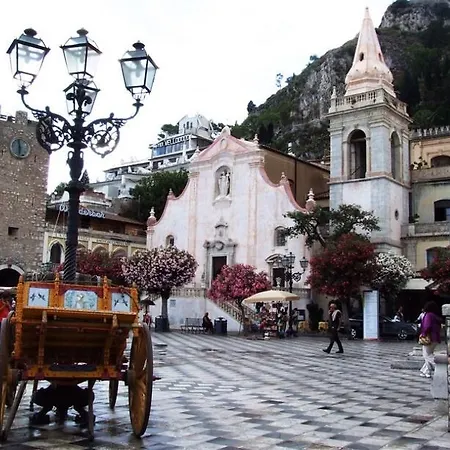 Holiday home Holiday Gionny & Mary Taormina